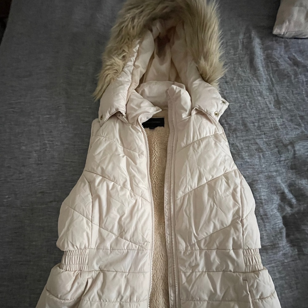 Faux Fue Hood Puffer Vest Ivory